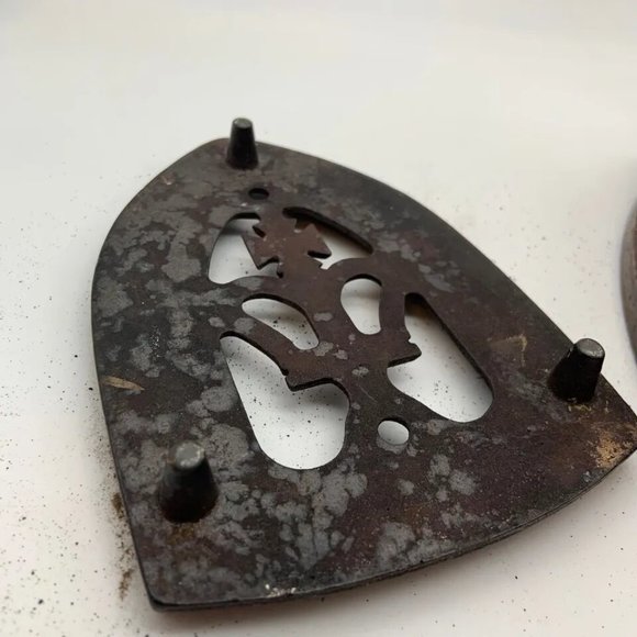 Antique Colebrookdale Iron Co. Pottstown PA Old Fashioned Iron and Base - Picture 9 of 11